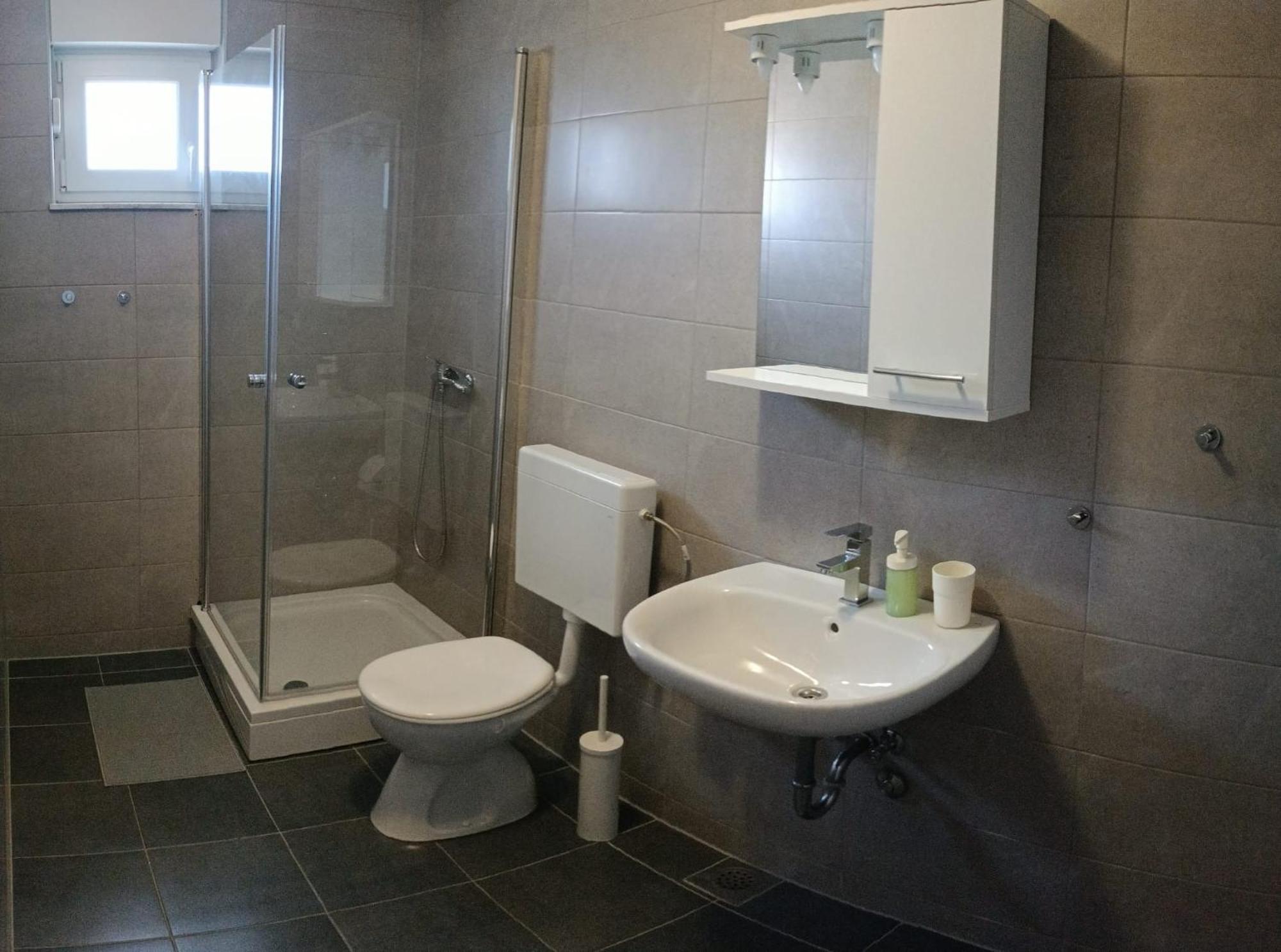 Apartments "Sun-Mauro" - Suitable For Groups Of People Novalja Ngoại thất bức ảnh